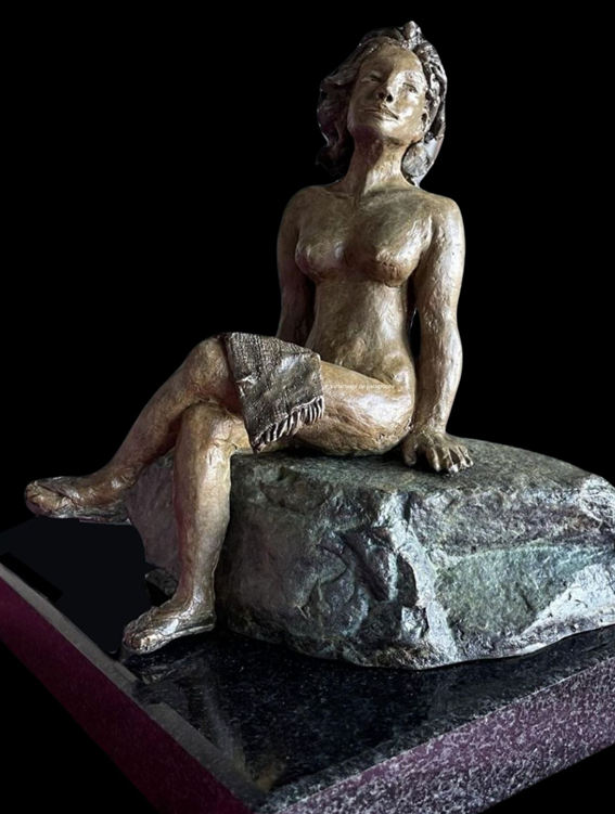 Bronze - 8'' x 6'' x 9'' H - 4250$+tx